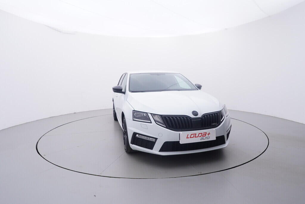 OV190V09526_17.webp_OCTAVIA RS 230 2.0 TSI 169 kW automat