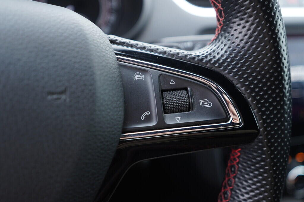 OV190V09526_28.webp_OCTAVIA RS 230 2.0 TSI 169 kW automat