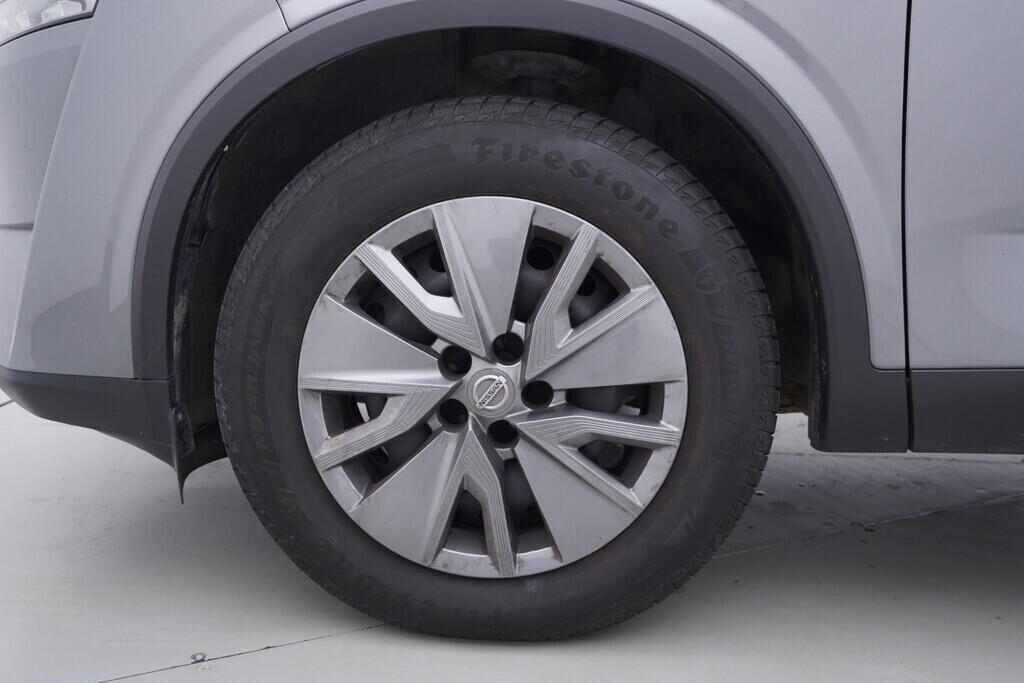 OV190V09528_34.webp_QASHQAI Visia 1.3  103 kW manuál