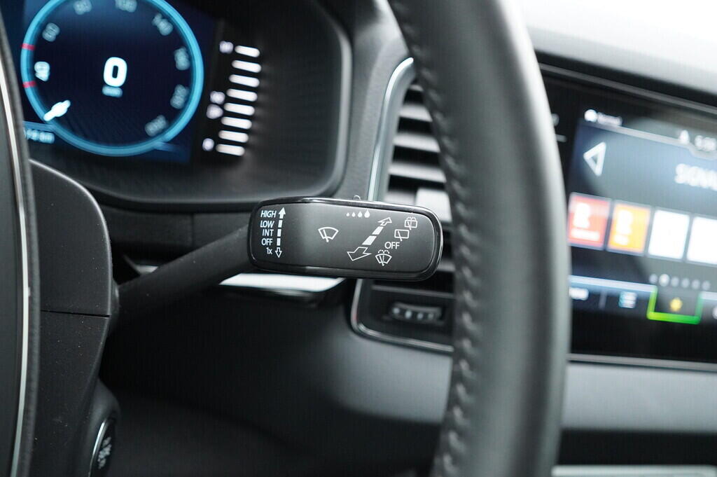 OV190V09532_24.webp_KAROQ Style 1.5 TSI 110 kW automat, DPH