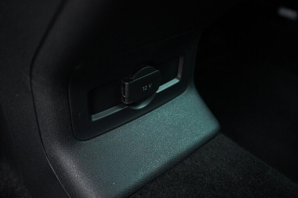 OV190V09532_37.webp_KAROQ Style 1.5 TSI 110 kW automat, DPH