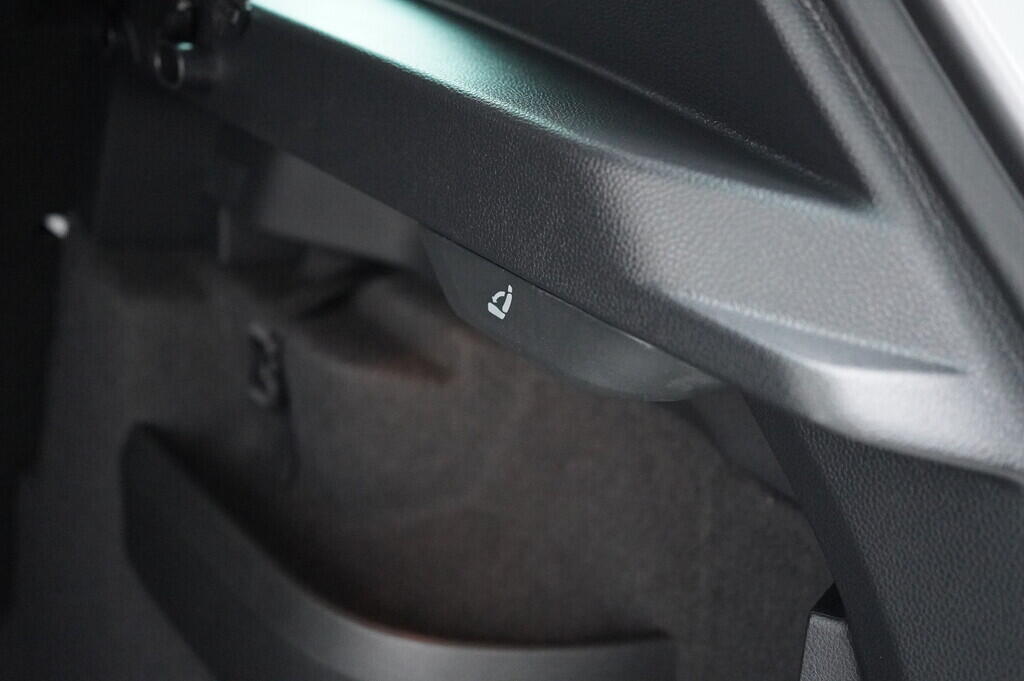 OV190V09532_40.webp_KAROQ Style 1.5 TSI 110 kW automat, DPH