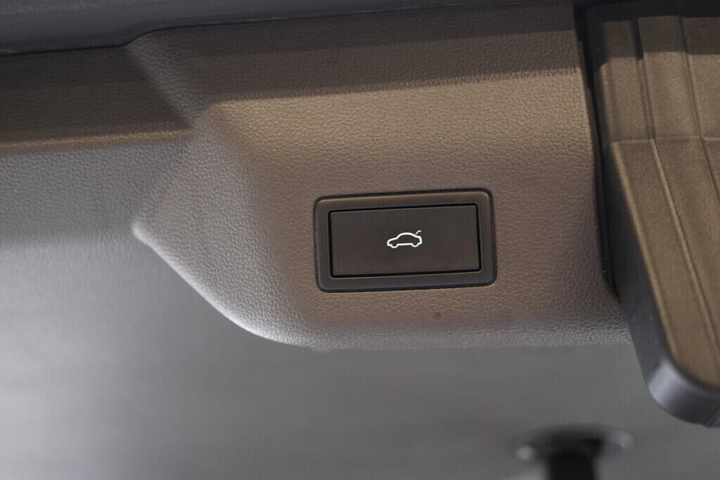 OV190V09534_50.webp_MULTIVAN Style-Bulli 2.0 TSI 150 kW automat, DPH