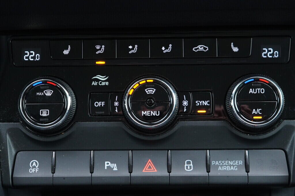 OV190V09536_33.webp_KAROQ Style 1.5 TSI 110 kW automat, DPH