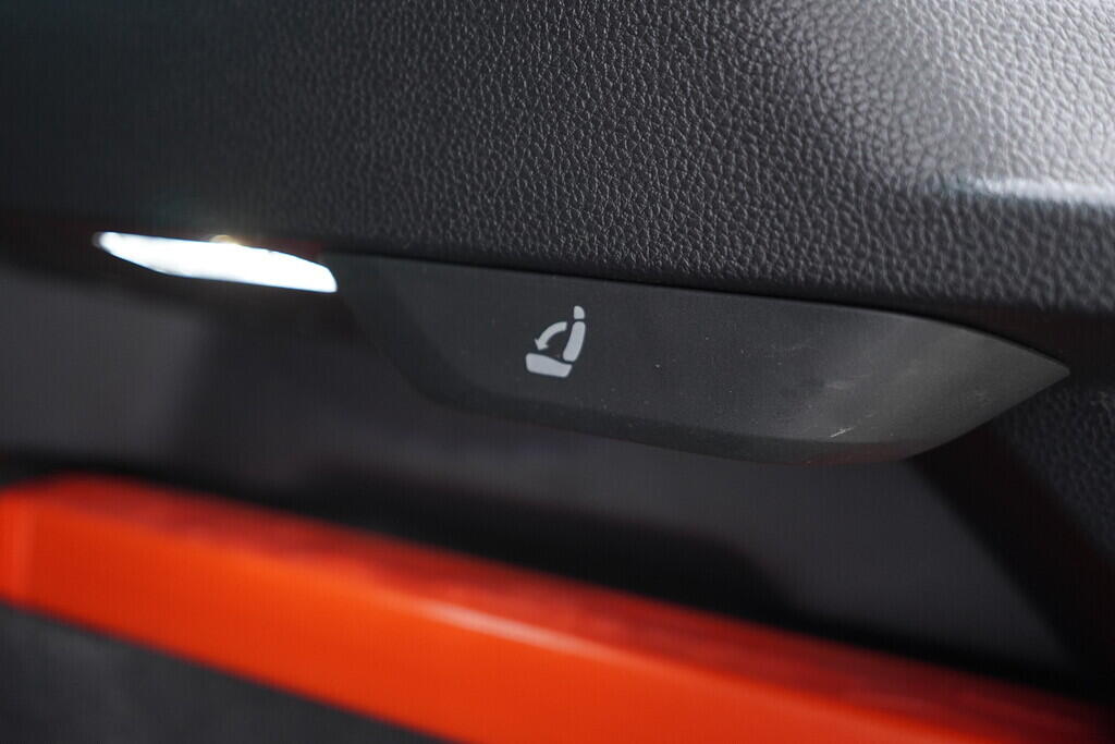 OV190V09536_39.webp_KAROQ Style 1.5 TSI 110 kW automat, DPH