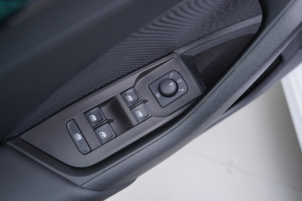 OV190V09537_20.webp_OCTAVIA Ambition 1.0 TSI 81 kW automat, DPH