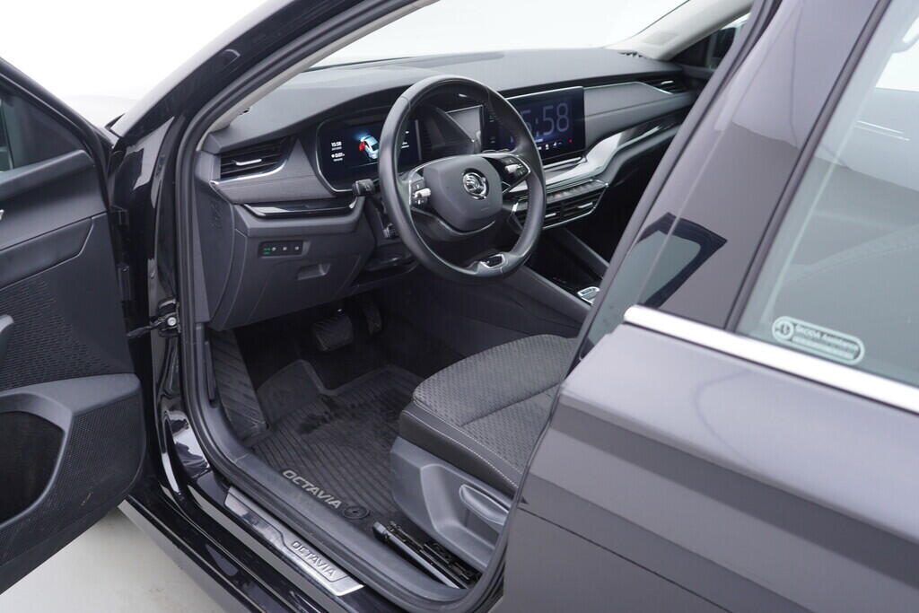 OV190V09538_18.webp_OCTAVIA Style 2.0 TDI 110 kW automat, DPH