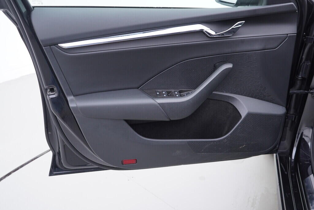 OV190V09538_19.webp_OCTAVIA Style 2.0 TDI 110 kW automat, DPH