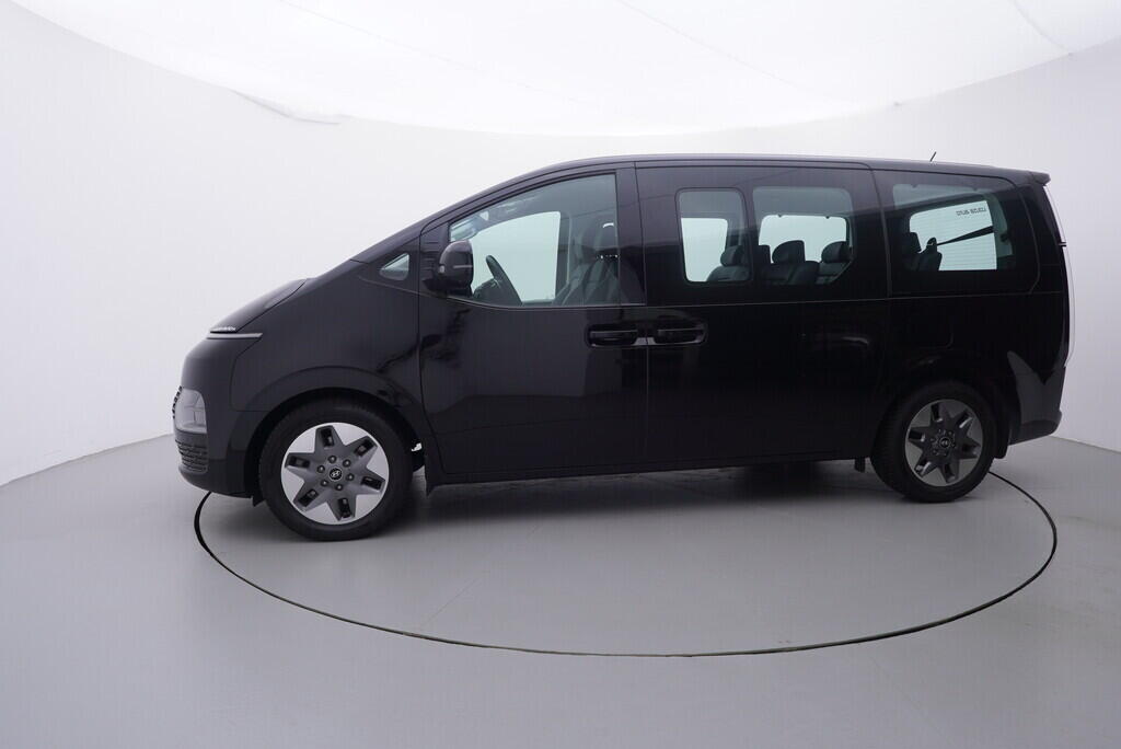 OV190V09539_11.webp_STARIA Style Premium 2.2 CR 130 kW automat, DPH