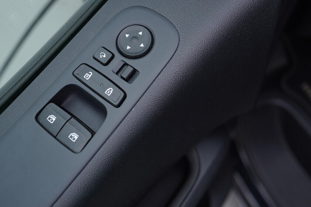 OV190V09539_20.webp_STARIA Style Premium 2.2 CR 130 kW automat, DPH