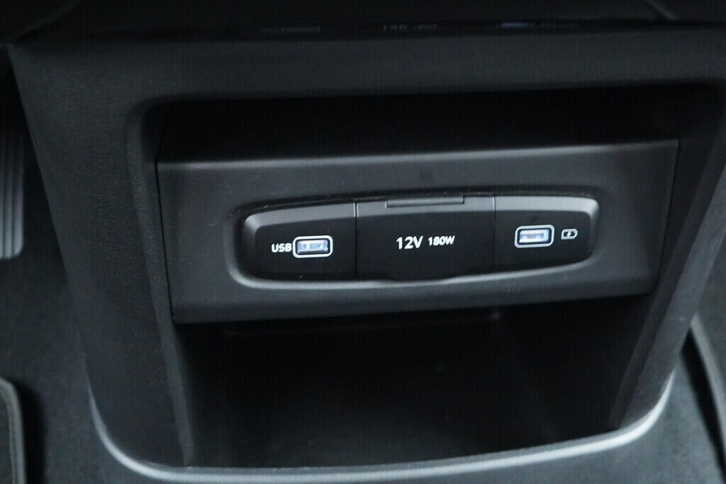 OV190V09539_36.webp_STARIA Style Premium 2.2 CR 130 kW automat, DPH