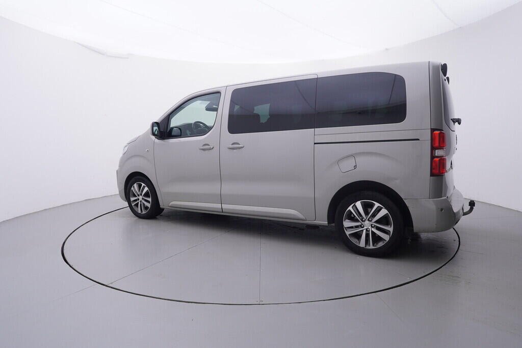 OV190V09541_12.webp_TRAVELLER  2.0 HDI 130 kW automat