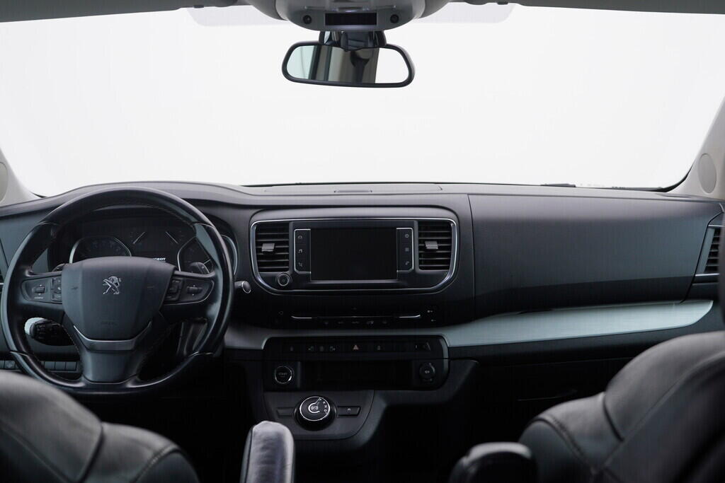 OV190V09541_24.webp_TRAVELLER  2.0 HDI 130 kW automat