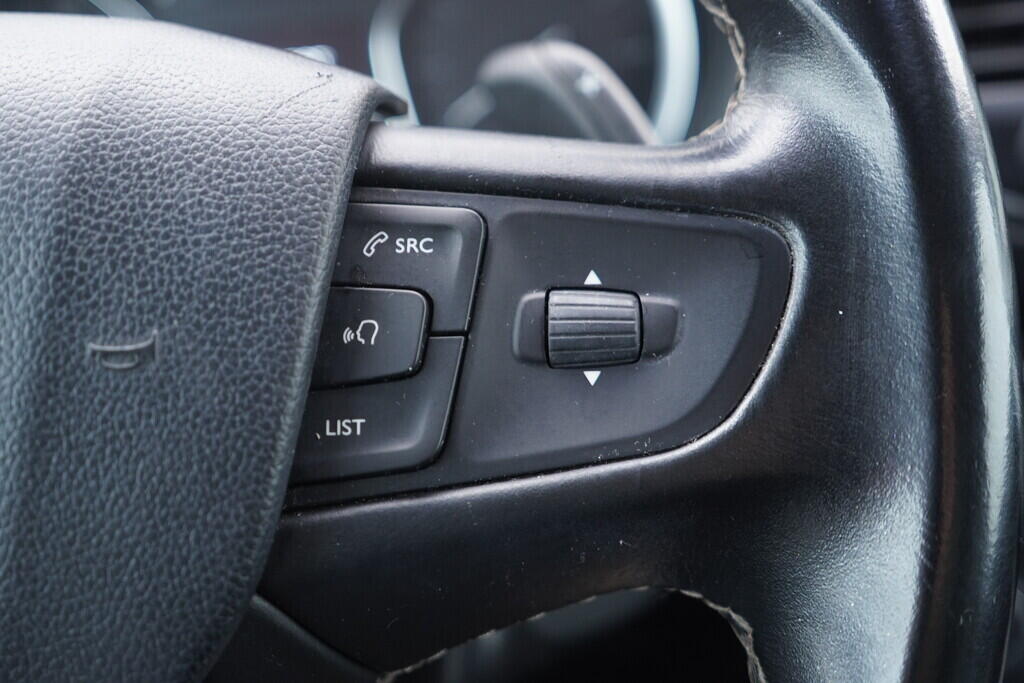 OV190V09541_28.webp_TRAVELLER  2.0 HDI 130 kW automat