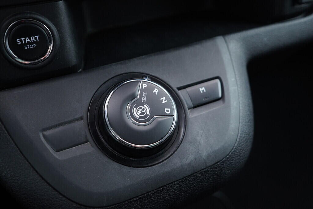 OV190V09541_36.webp_TRAVELLER  2.0 HDI 130 kW automat