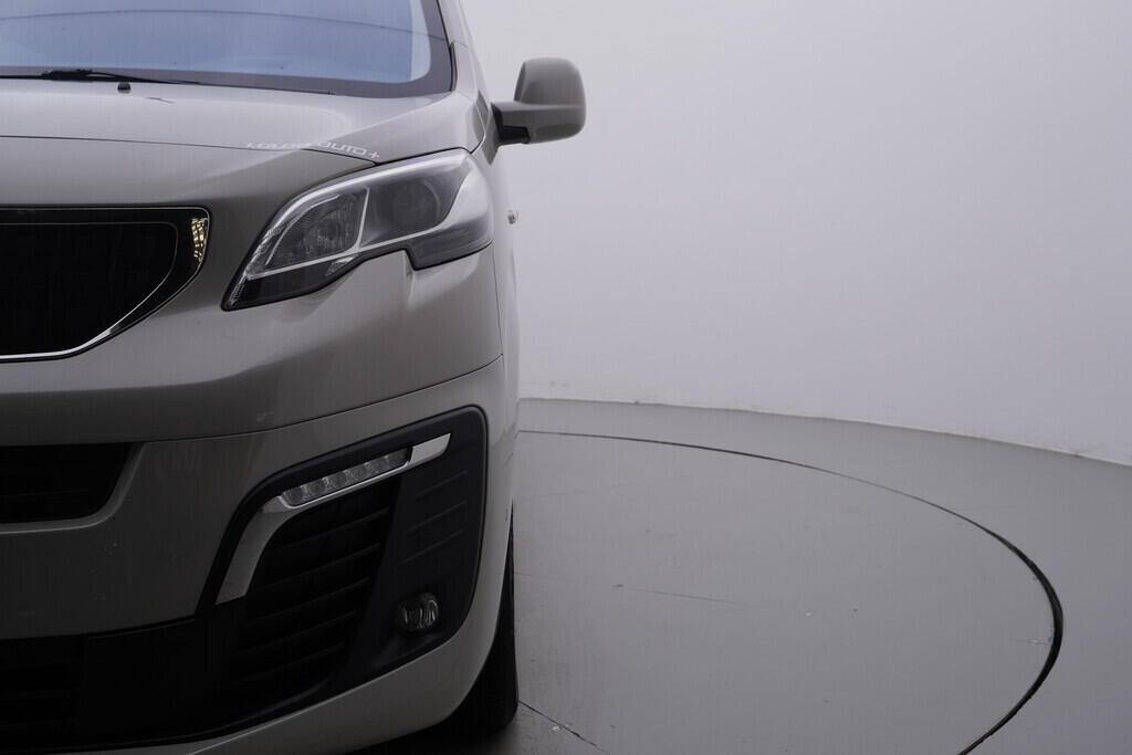 OV190V09541_41.webp_TRAVELLER  2.0 HDI 130 kW automat