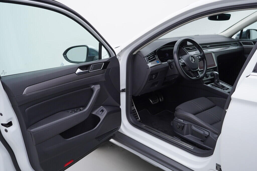 OV190V09542_18.webp_PASSAT VARIANT Alltrack 4Motion 2.0 TDI 140 kW automat