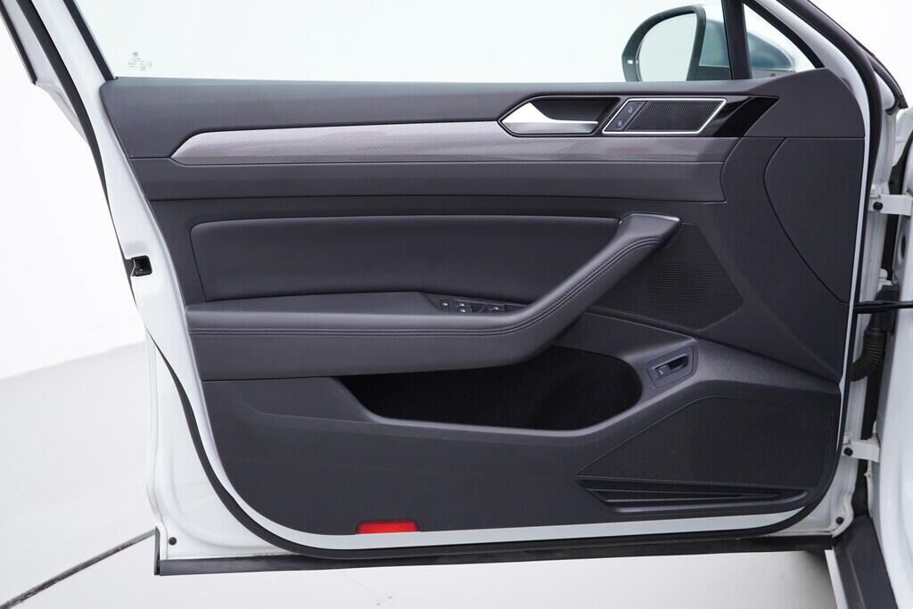 OV190V09542_19.webp_PASSAT VARIANT Alltrack 4Motion 2.0 TDI 140 kW automat