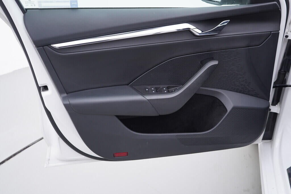 OV190V09544_19.webp_OCTAVIA Style 2.0 TDI 85 kW automat, DPH