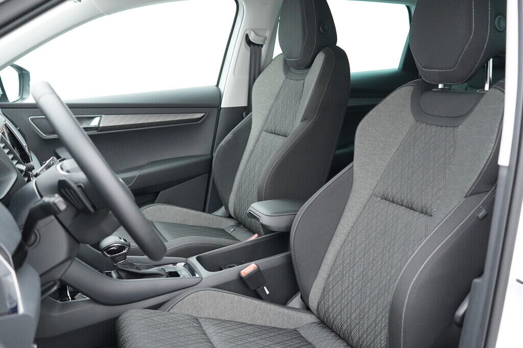 OV190V09545_22.webp_KAROQ Style 1.5 TSI 110 kW automat, DPH