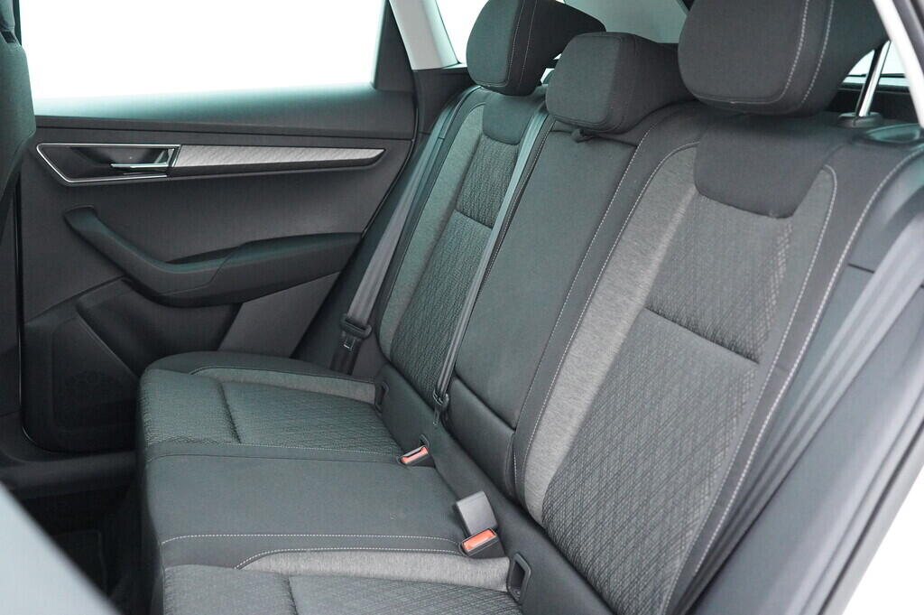 OV190V09545_38.webp_KAROQ Style 1.5 TSI 110 kW automat, DPH