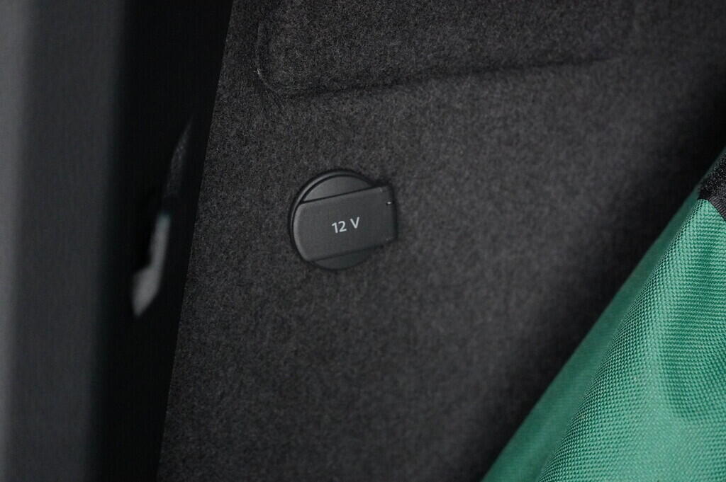 OV190V09545_39.webp_KAROQ Style 1.5 TSI 110 kW automat, DPH