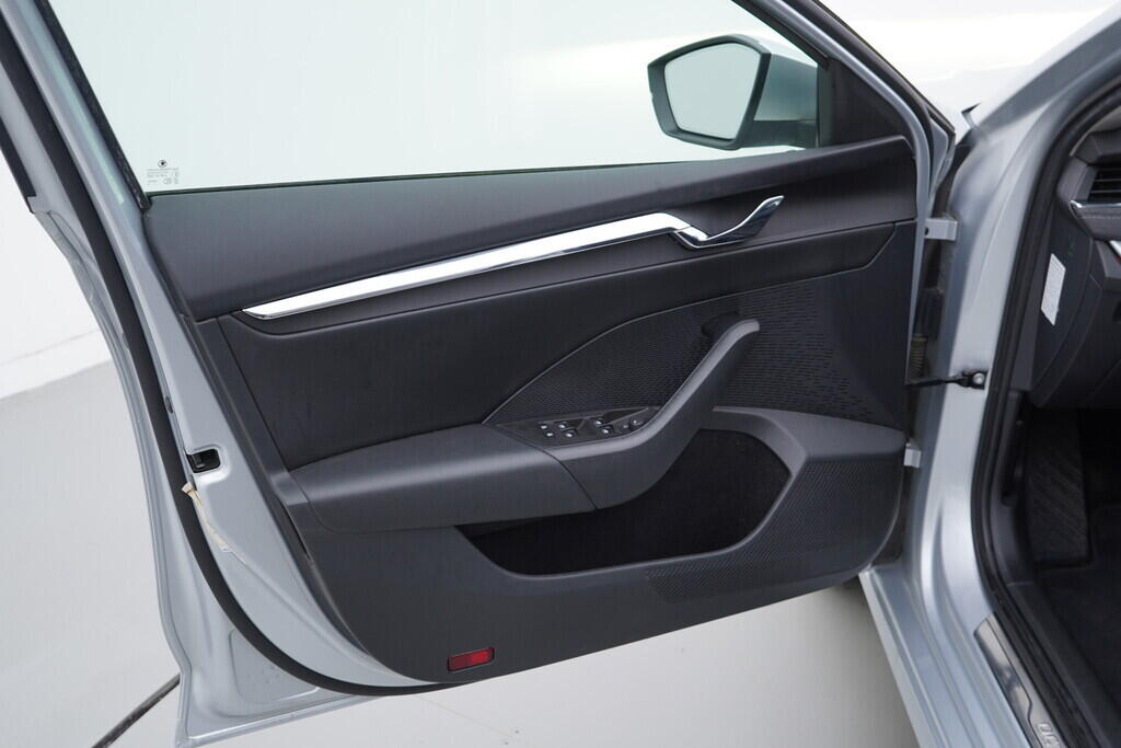 OV190V09552_19.webp_OCTAVIA Style 2.0 TDI 85 kW manuál, DPH