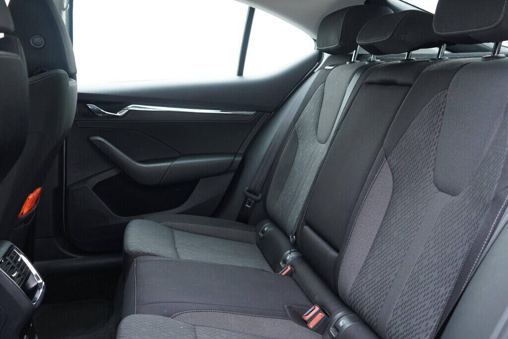 OV190V09552_35.webp_OCTAVIA Style 2.0 TDI 85 kW manuál, DPH