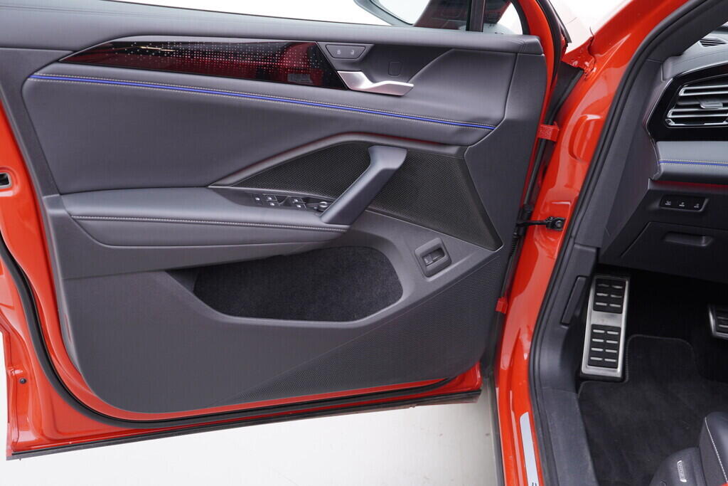 OV190V09555_19.webp_TIGUAN  1.5 TSI 110 kW automat, DPH