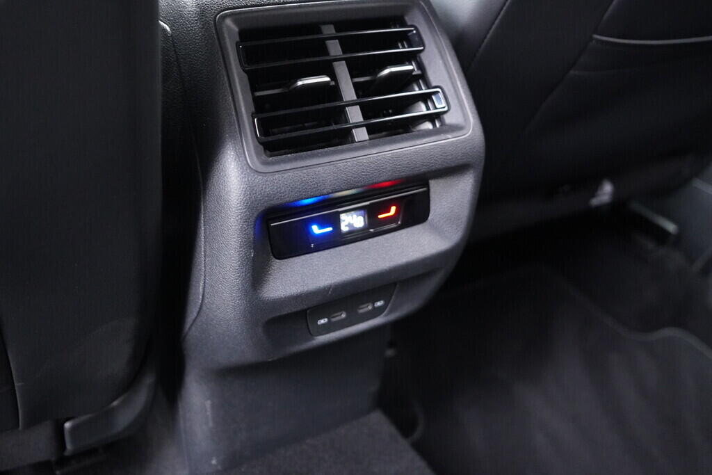 OV190V09555_45.webp_TIGUAN  1.5 TSI 110 kW automat, DPH