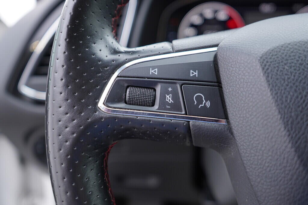 OV190V09556_26.webp_LEON ST  1.8 TSI 132 kW manuál