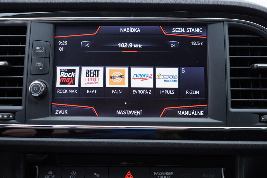 OV190V09556_31.webp_LEON ST  1.8 TSI 132 kW manuál