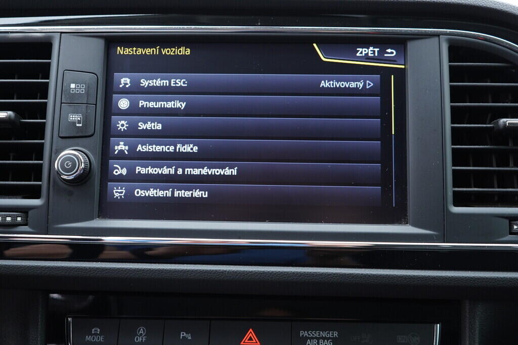 OV190V09556_36.webp_LEON ST  1.8 TSI 132 kW manuál