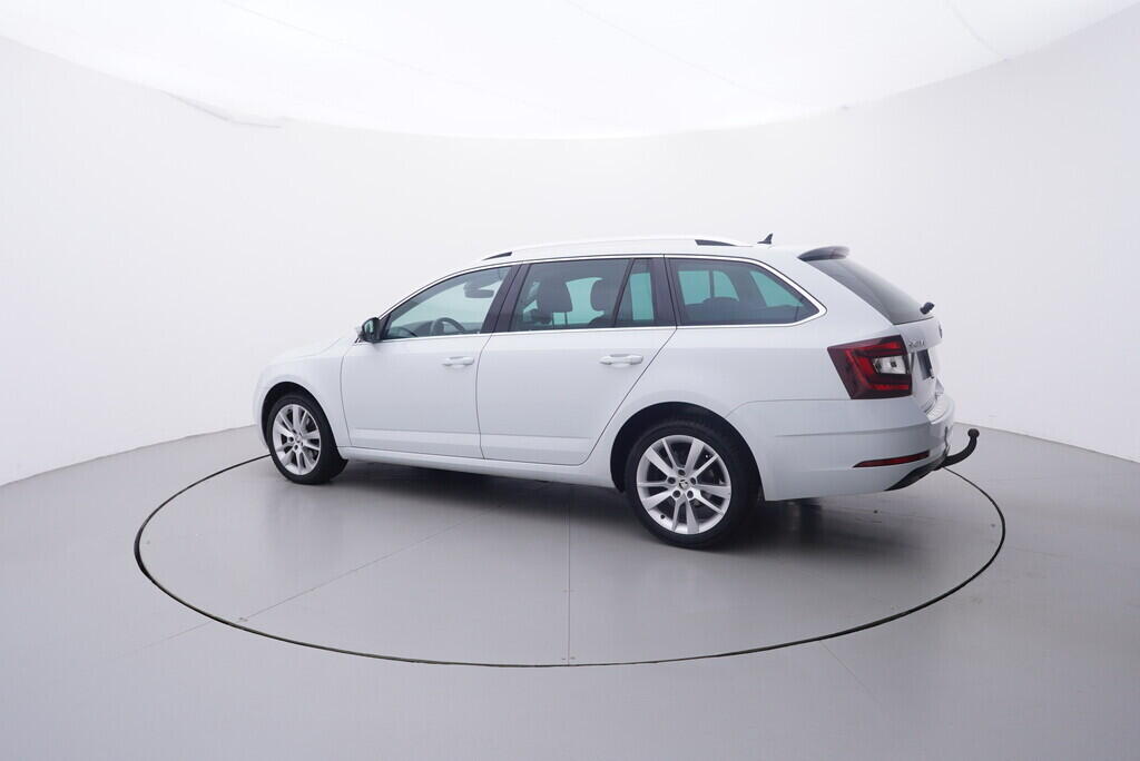 OV190V09558_12.webp_OCTAVIA Style Plus 2.0 TDI 110 kW automat