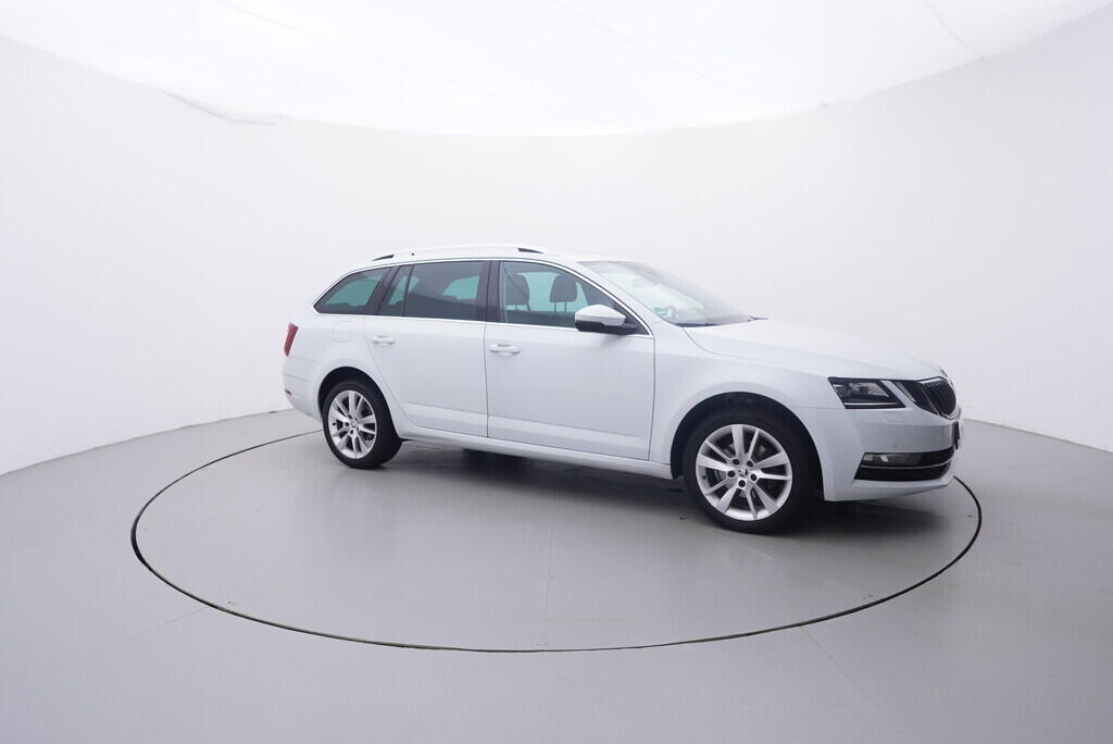 OV190V09558_16.webp_OCTAVIA Style Plus 2.0 TDI 110 kW automat