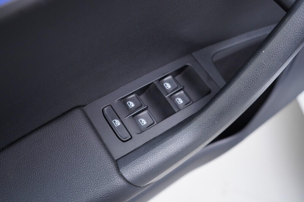 OV190V09558_21.webp_OCTAVIA Style Plus 2.0 TDI 110 kW automat