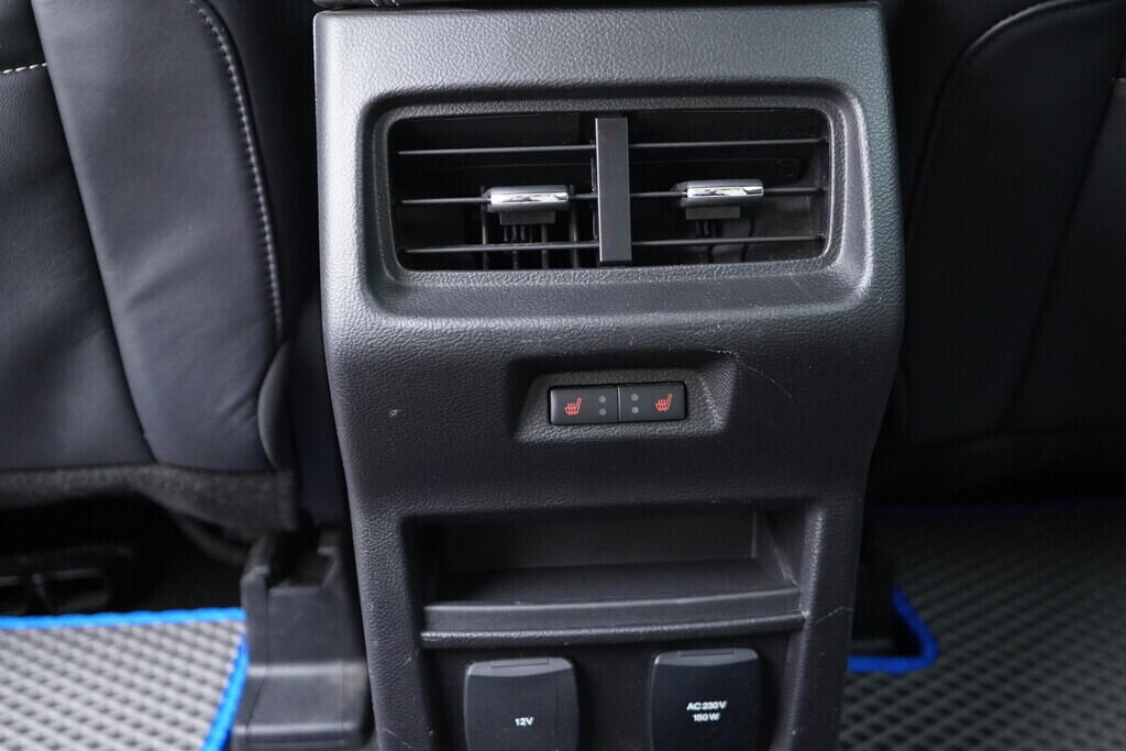 OV190V09559_38.webp_EDGE Vignale 2.0  175 kW automat, DPH