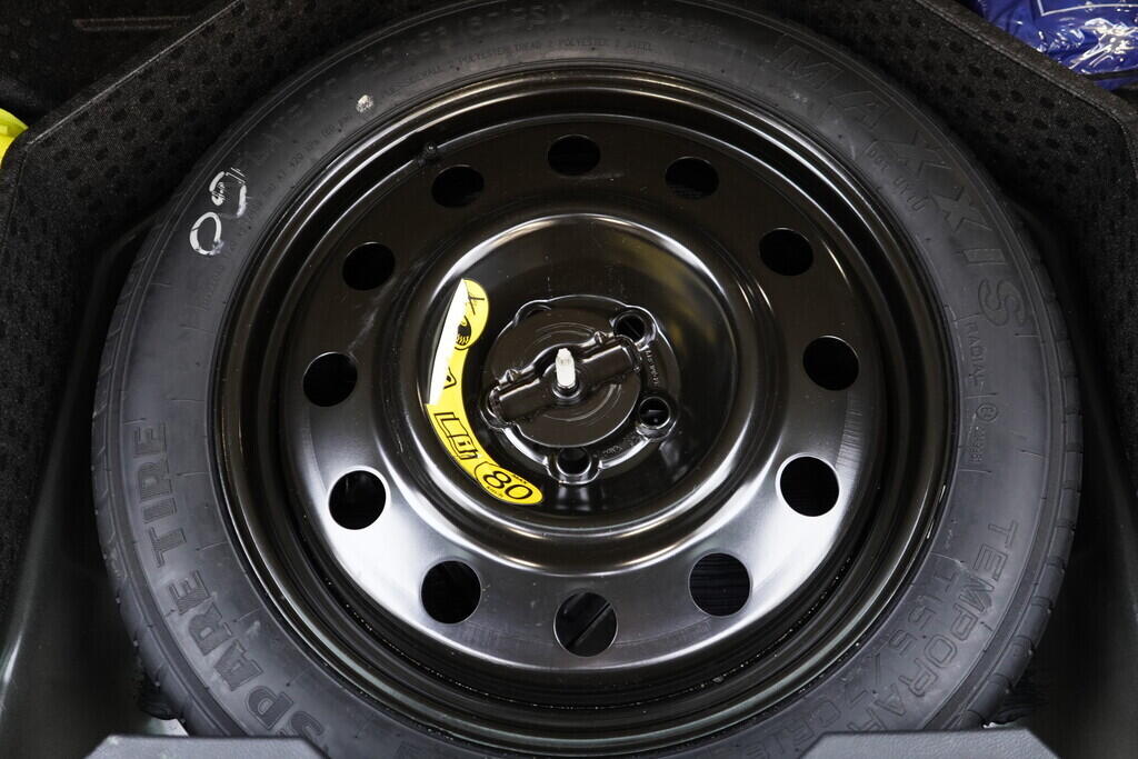 OV190V09559_43.webp_EDGE Vignale 2.0  175 kW automat, DPH