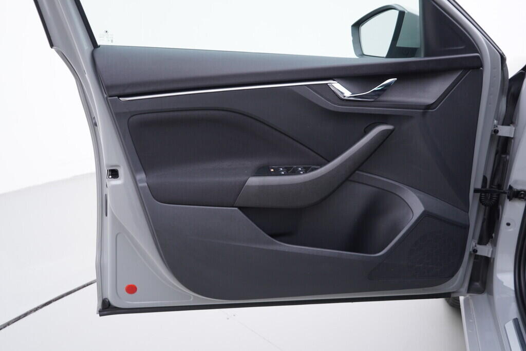 OV190V09561_19.webp_SCALA Style 1.0 TSI 81 kW automat