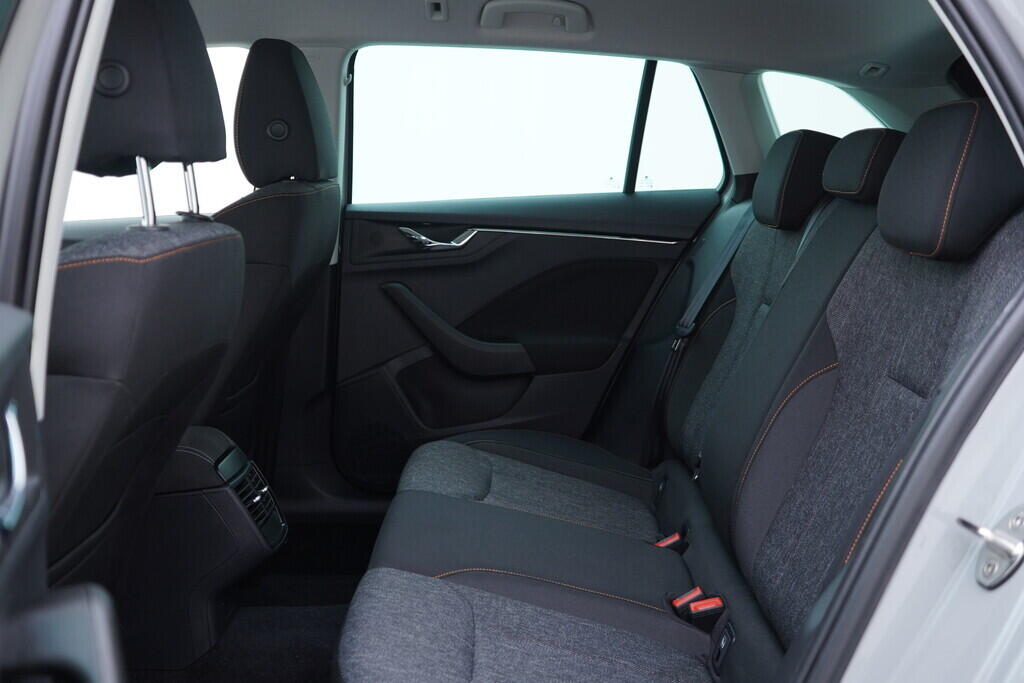 OV190V09561_37.webp_SCALA Style 1.0 TSI 81 kW automat