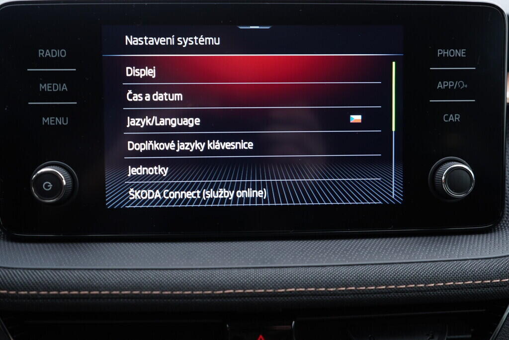 OV190V09563_35.webp_FABIA Style 1.0 TSI 81 kW automat, DPH