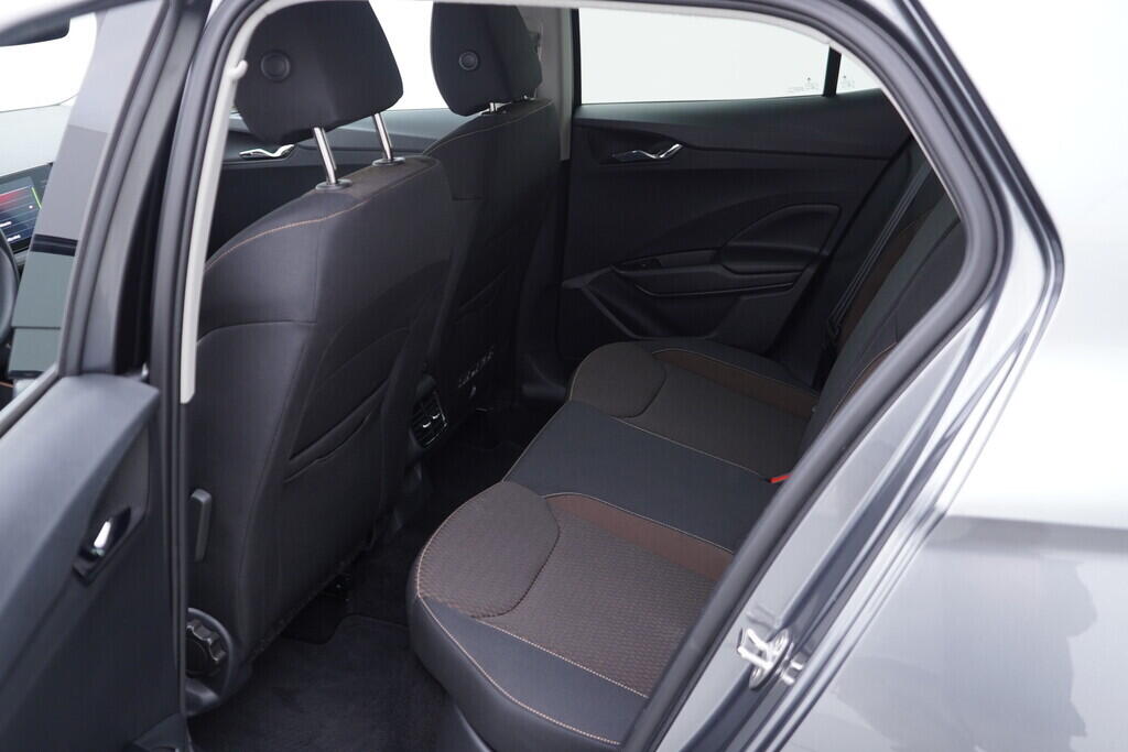 OV190V09563_38.webp_FABIA Style 1.0 TSI 81 kW automat, DPH