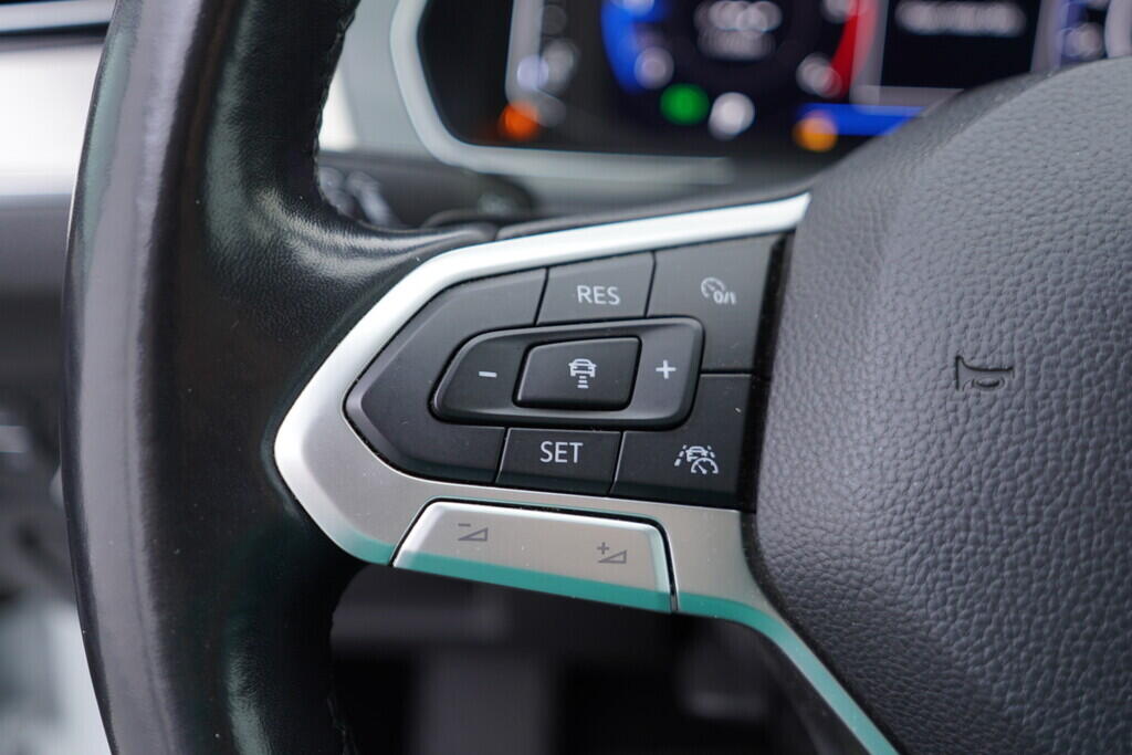 OV190V09568_26.webp_PASSAT VARIANT R-Line  2.0 TDI 110 kW automat, DPH