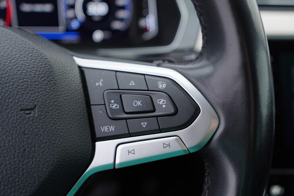 OV190V09568_27.webp_PASSAT VARIANT R-Line  2.0 TDI 110 kW automat, DPH