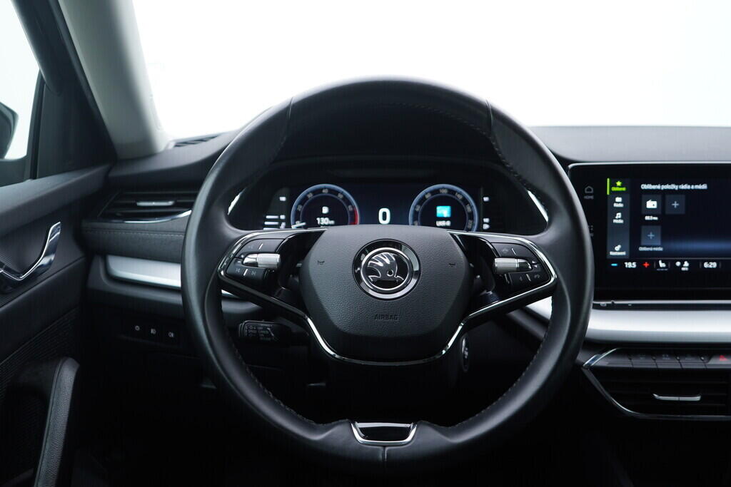 OV190V09569_28.webp_OCTAVIA Style 1.5 TSI 110 kW manuál, DPH