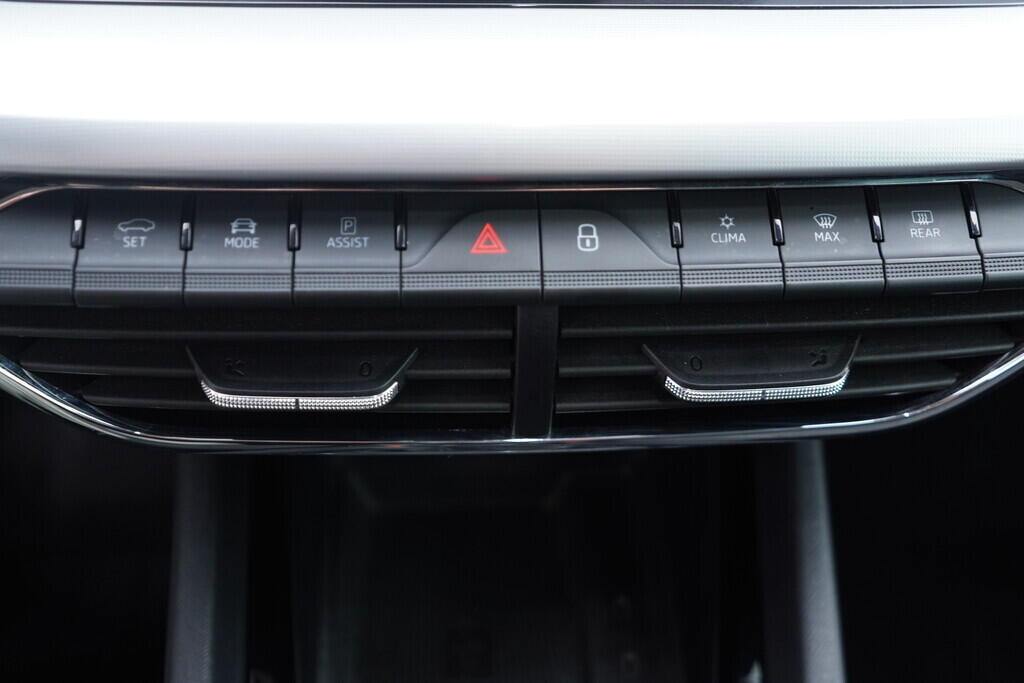 OV190V09569_35.webp_OCTAVIA Style 1.5 TSI 110 kW manuál, DPH