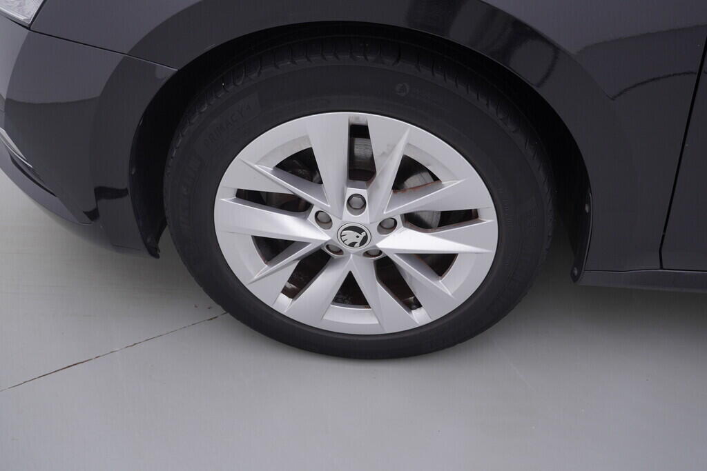 OV190V09569_43.webp_OCTAVIA Style 1.5 TSI 110 kW manuál, DPH