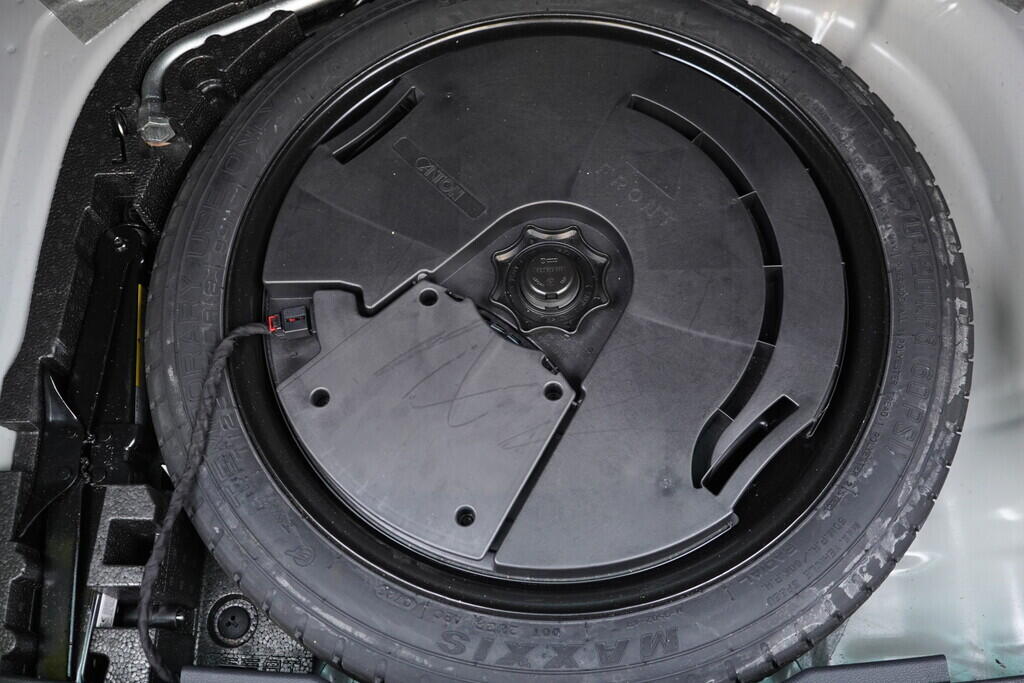 OV190V09570_43.webp_KAROQ Style 1.5 TSI 110 kW automat, DPH