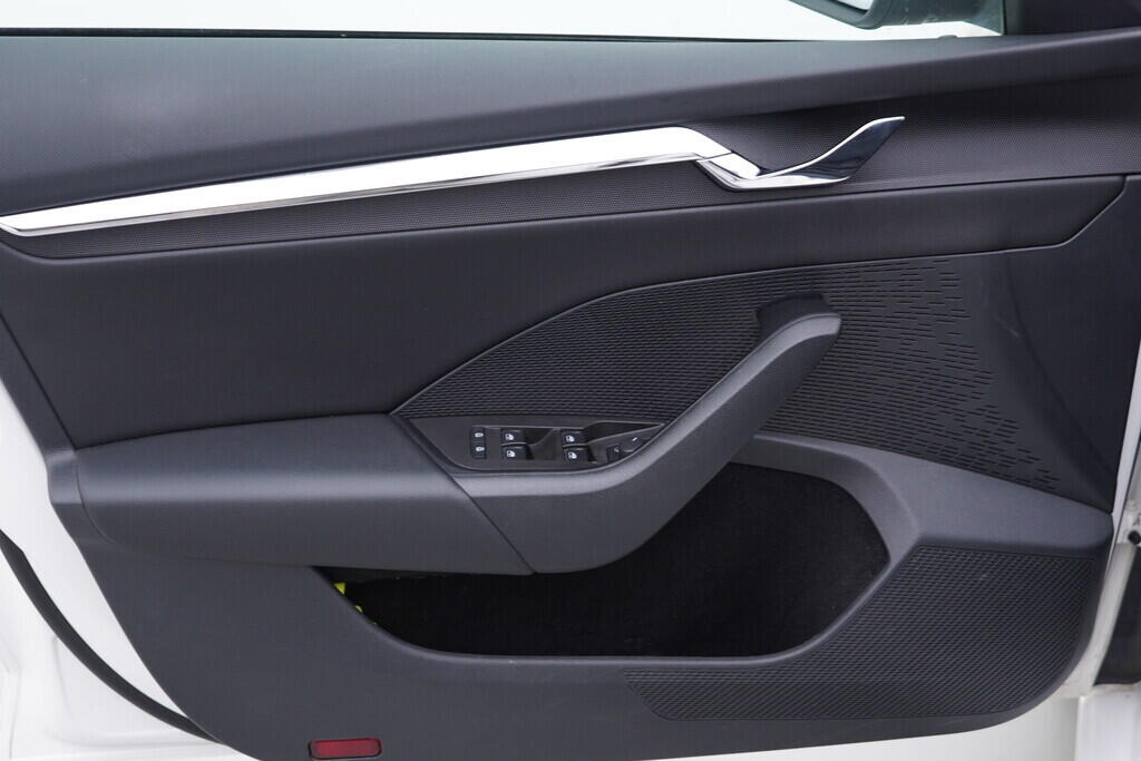 OV190V09572_19.webp_OCTAVIA Style 1.5 TSI 110 kW manuál, DPH