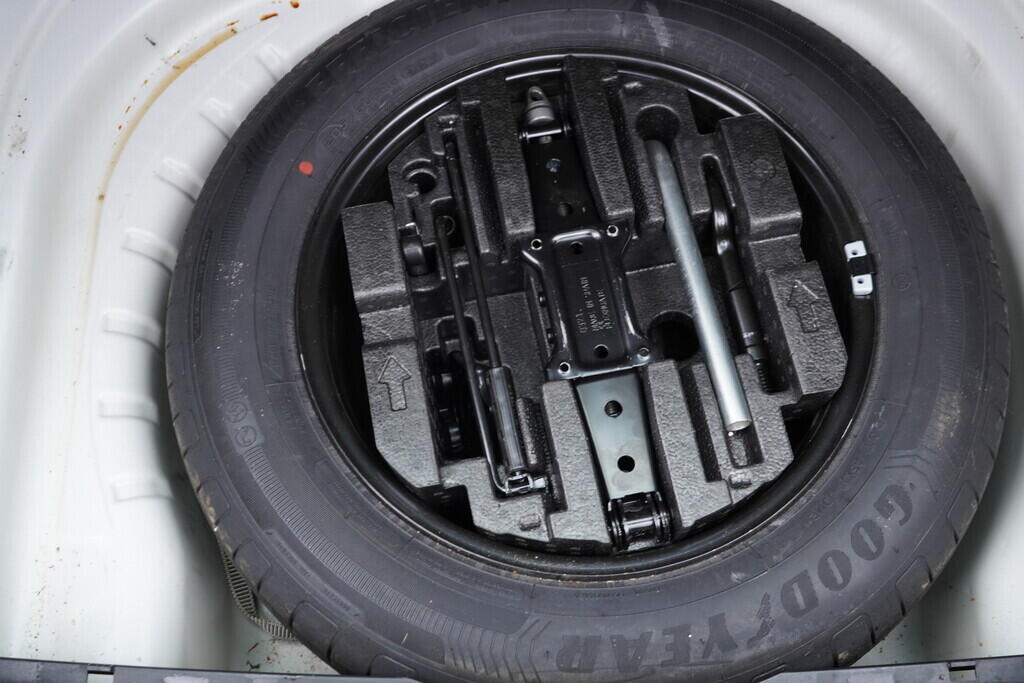 OV190V09572_38.webp_OCTAVIA Style 1.5 TSI 110 kW manuál, DPH